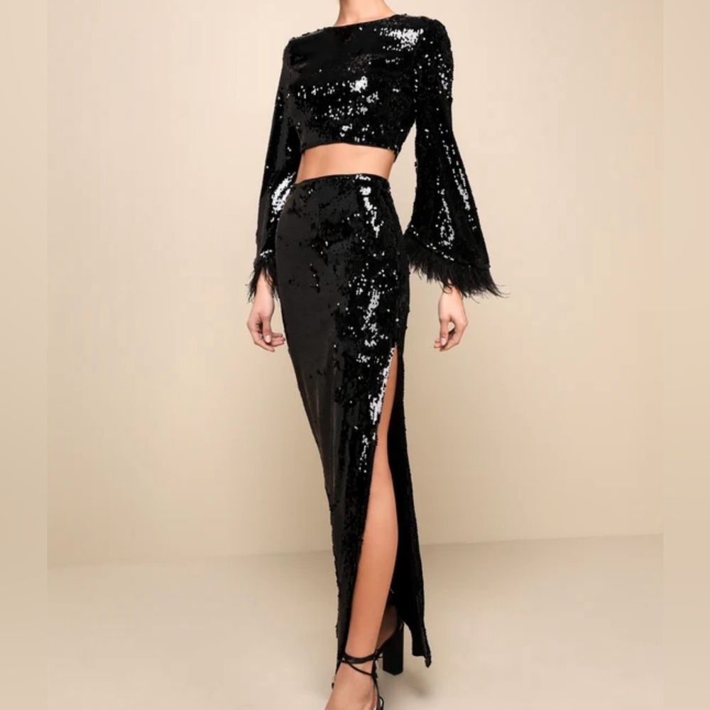 Lulu’s Black Sequin Feather 2 piece matching set maxi dress size XS